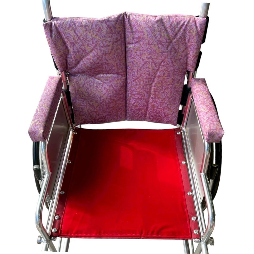 日本ウィール・チェアKK 自走も介助も可能◎ 車いす 車椅子 折りたたみ式 中古