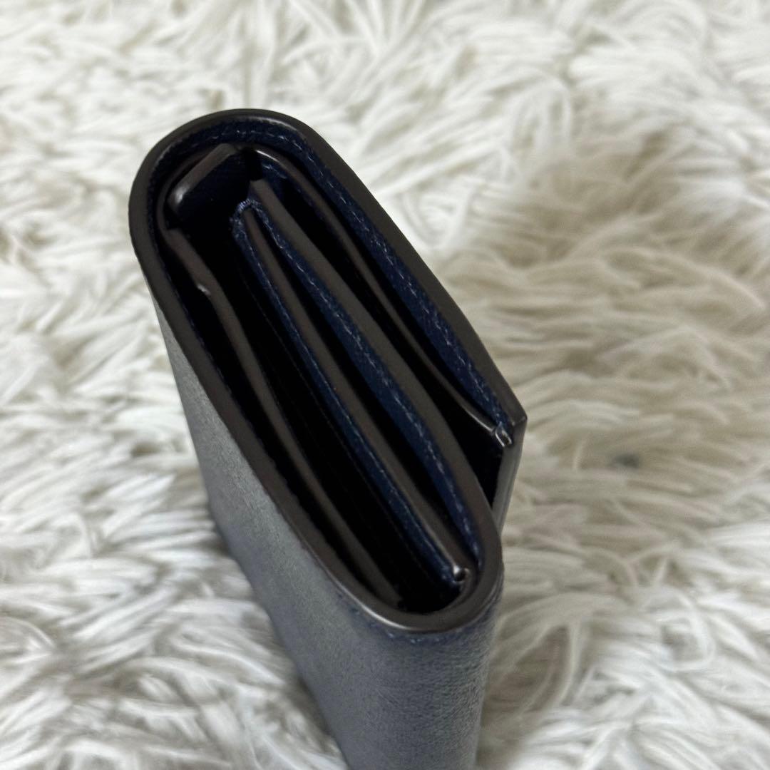 新品未使用✨JIMMY CHOO ジミーチュウ　三つ折り財布　RAIN レイン