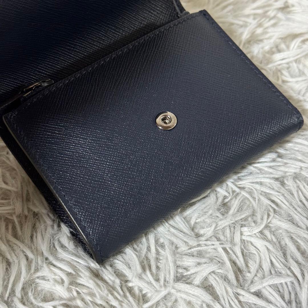 新品未使用✨JIMMY CHOO ジミーチュウ　三つ折り財布　RAIN レイン