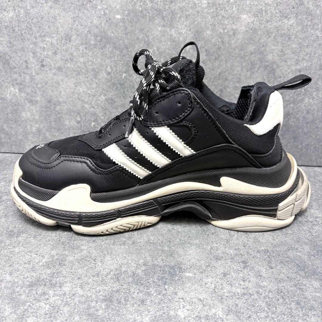 おかき バレンシアガ　アディダス　Balenciaga トリプルS