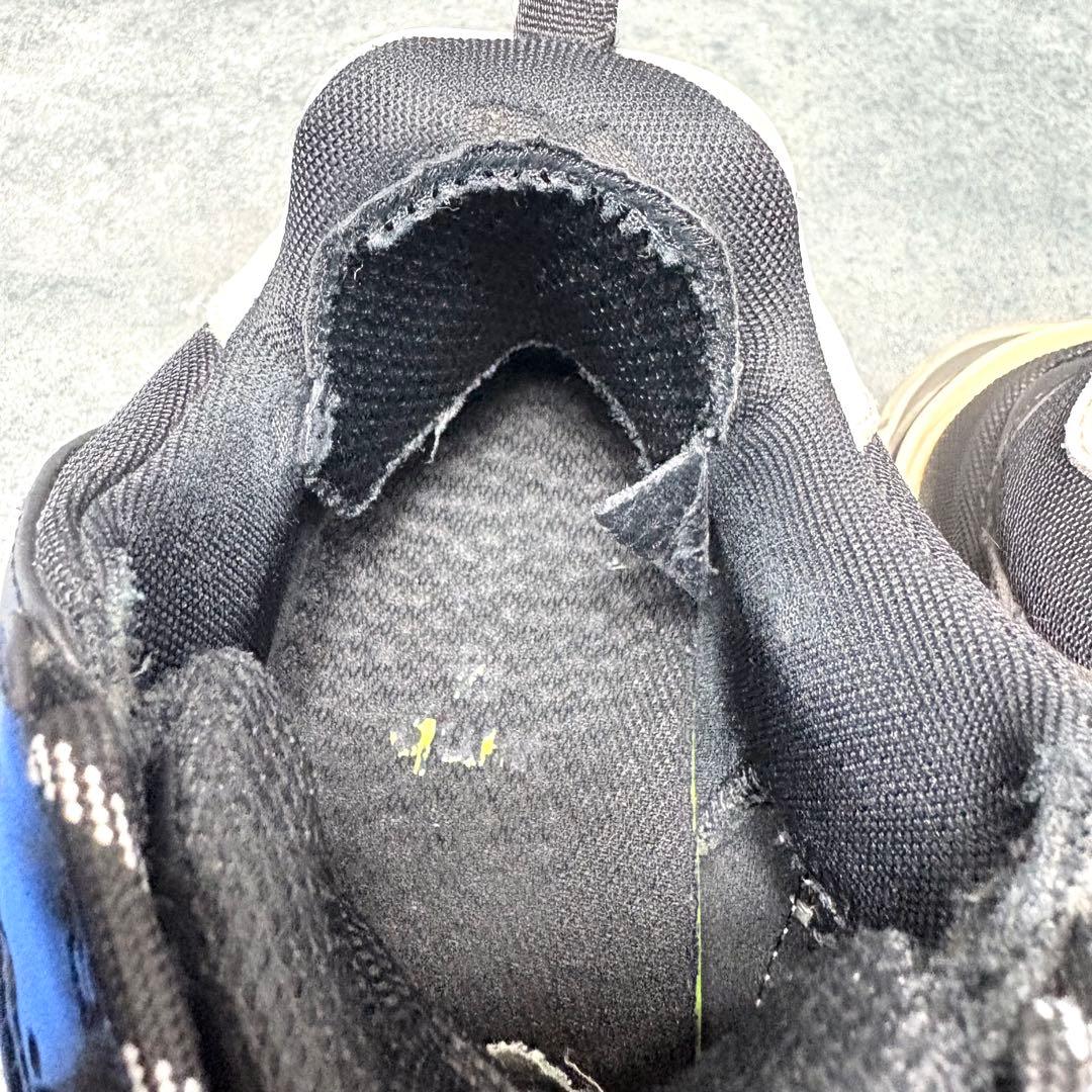 おかき バレンシアガ　アディダス　Balenciaga トリプルS