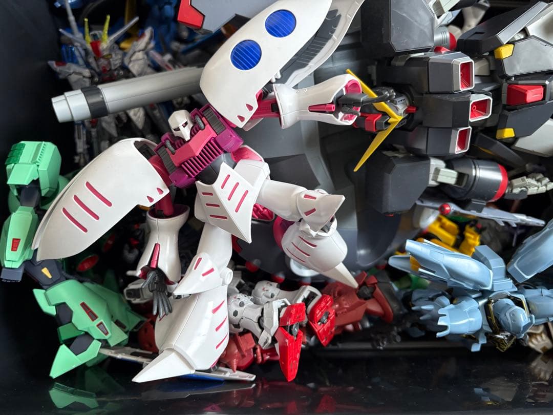 [値下げ交渉可能]ガンプラ 大量まとめ売り 約40体以上サザビー Hi-ν 他