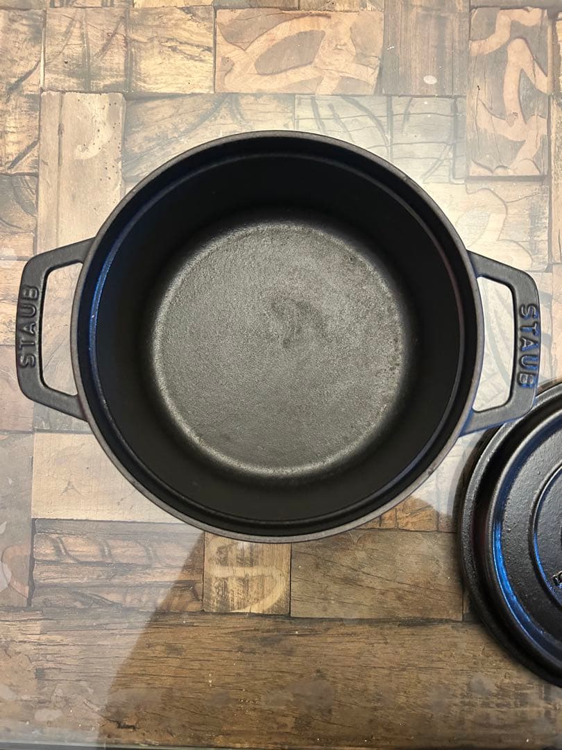 ストウブ　STAUB 鍋　18㎝