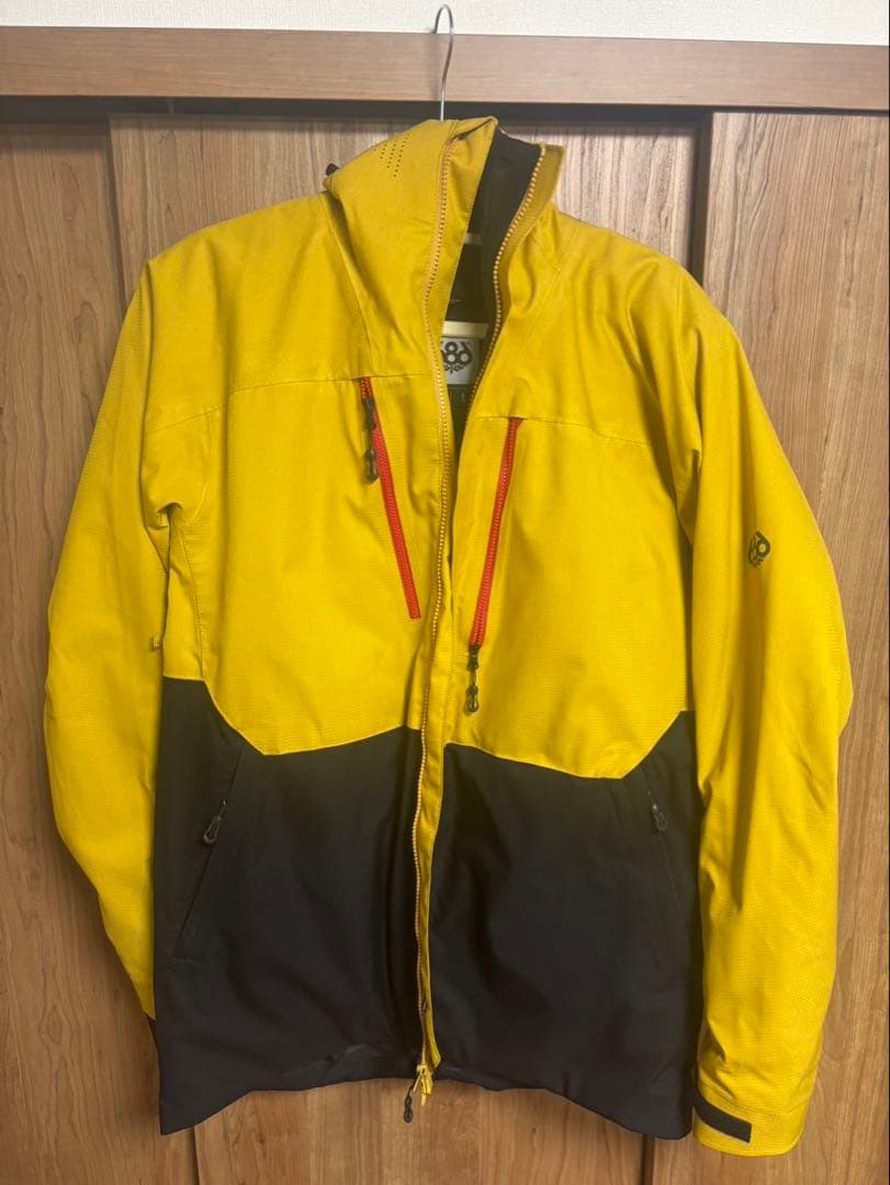 686 スノーボードウェア　Lサイズ　上下セット