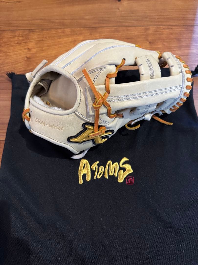 Atoms 硬式グローブ 内野 026 使用少　アトムズ　プロモデルライン