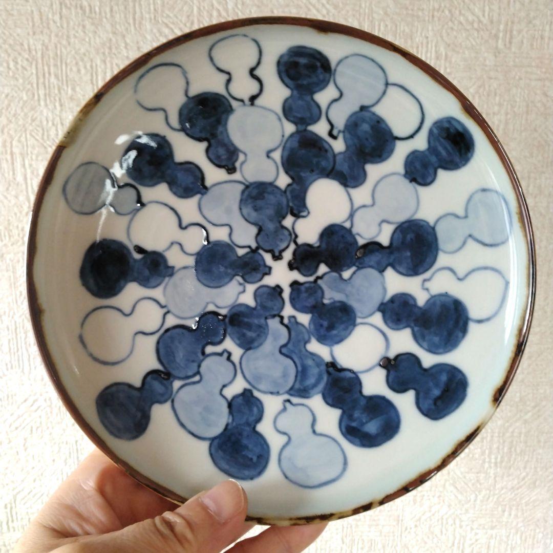 染付千成瓢箪図中皿村田森となりの村田