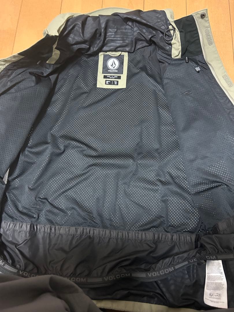 VOLCOM スノーボードウェア Lサイズ オリーブグリーン