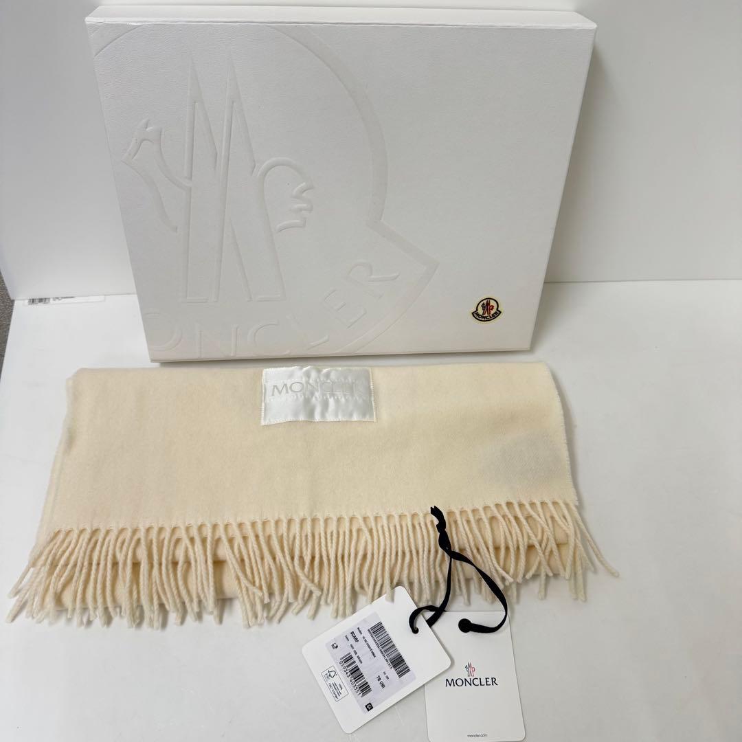 MONCLER モンクレール スカーフ 3C00016 595MA ロゴラベル