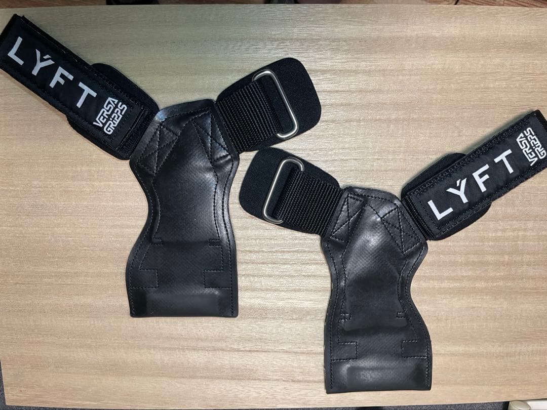 Lyft パワーグリップ　ブラック　保存袋付き　BERSA GRIPPSコラボ