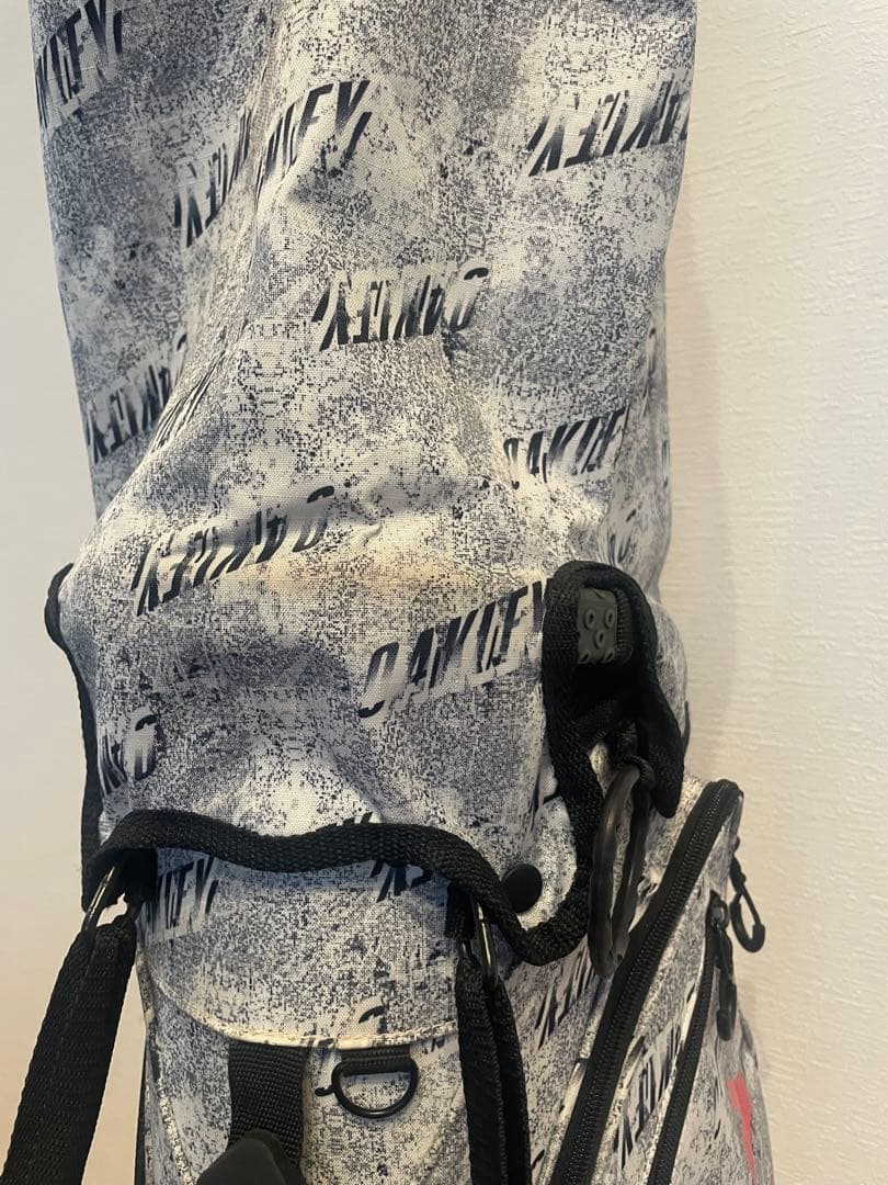 OAKLEY スタンドゴルフバッグ