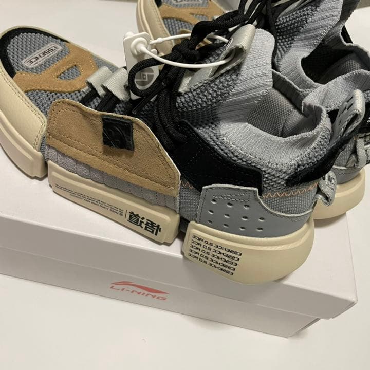 li-ning 悟道　スニーカー