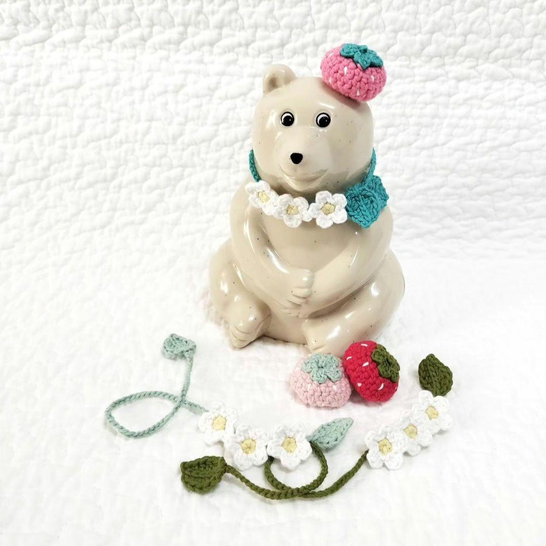 しろくま貯金箱 いちごコーデ