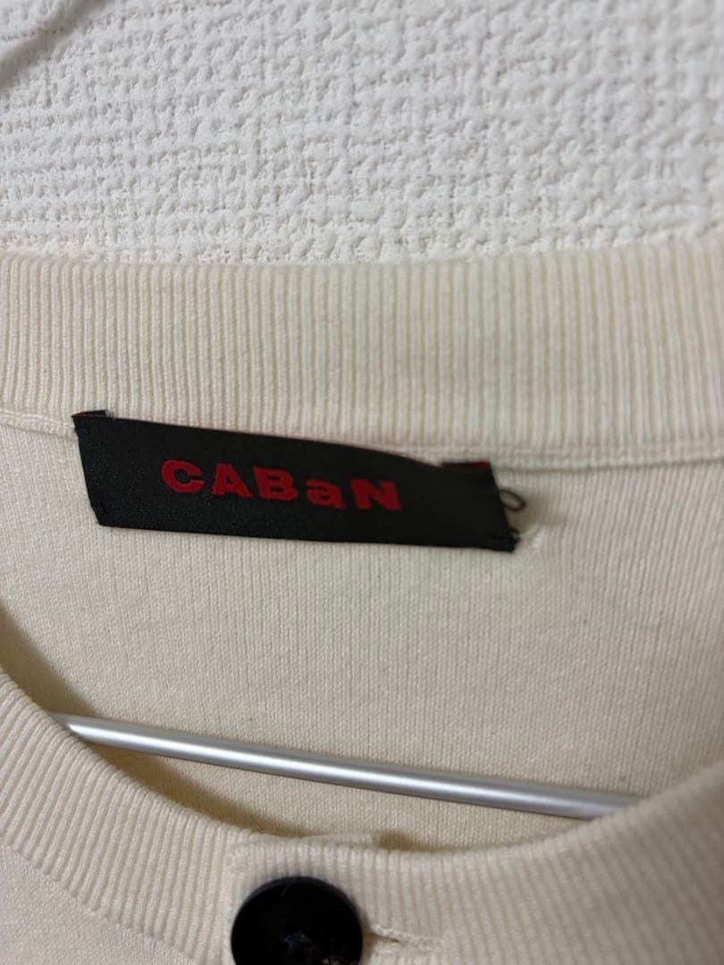 CABaN コットンカシミヤ ポケットクルーネックカーディガン ライトベージュ