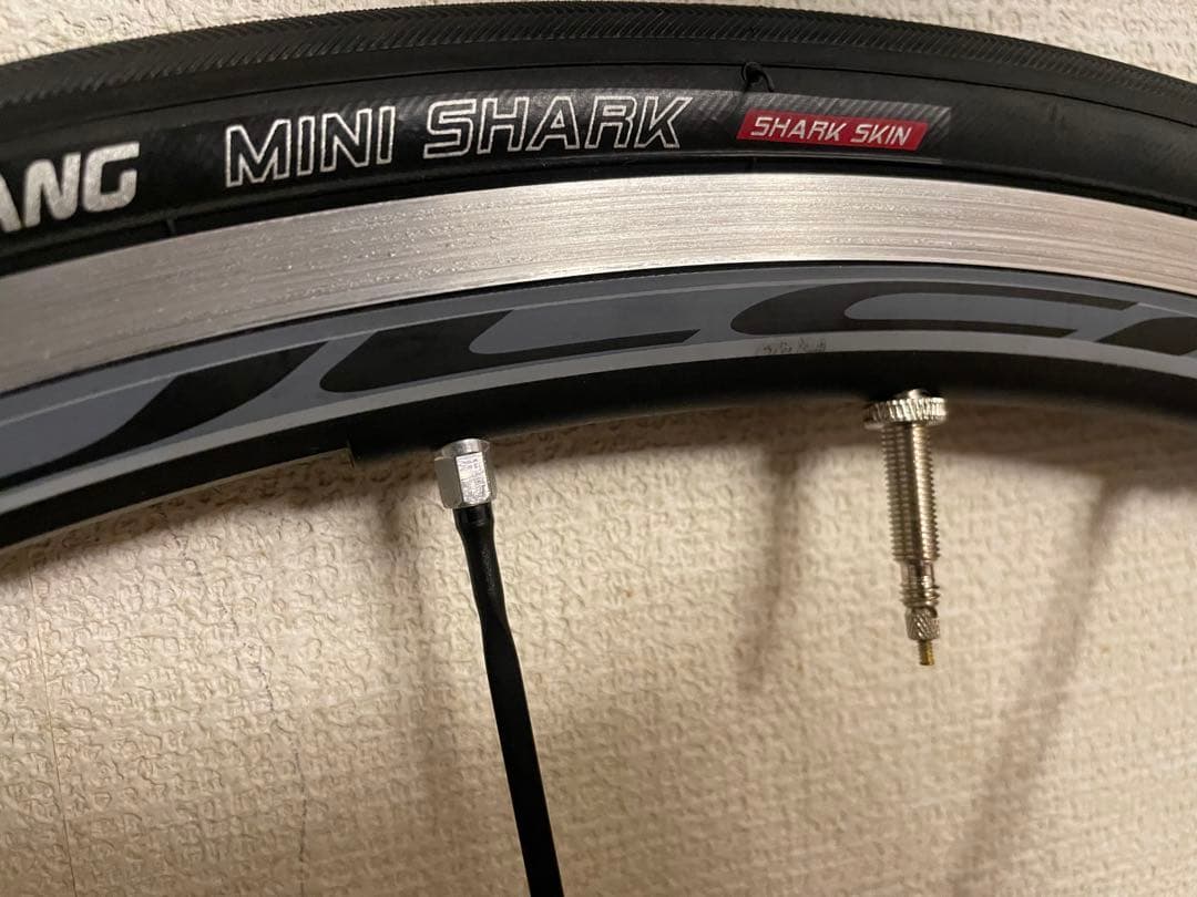 FULCRUM RACING ZERO クリンチャー