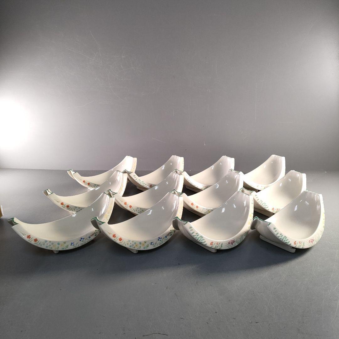 A1374-5/有田焼/錦右衛門窯/色絵花草文三日月形足付小鉢12客/懐石道具