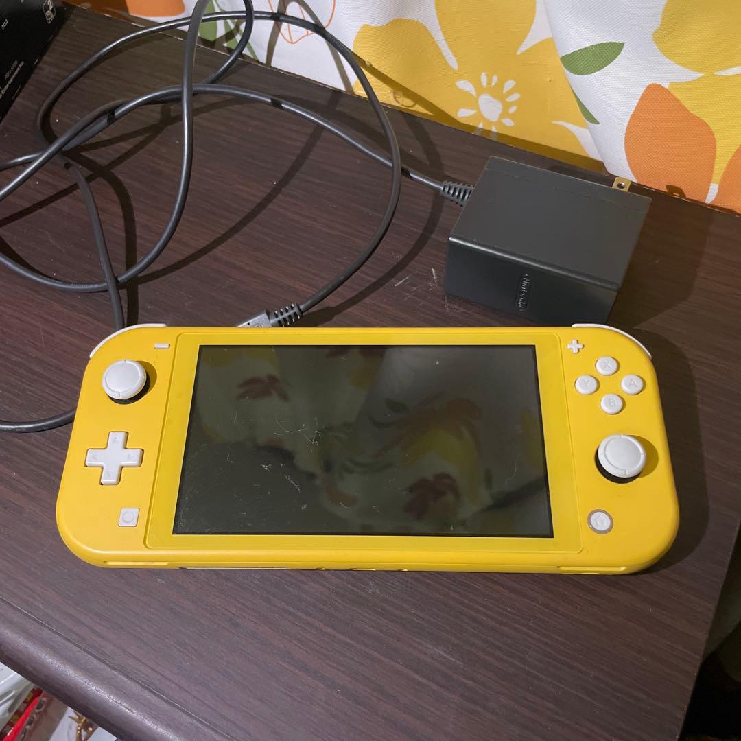 Switch Lite 本体、ケーブルセット　箱無し