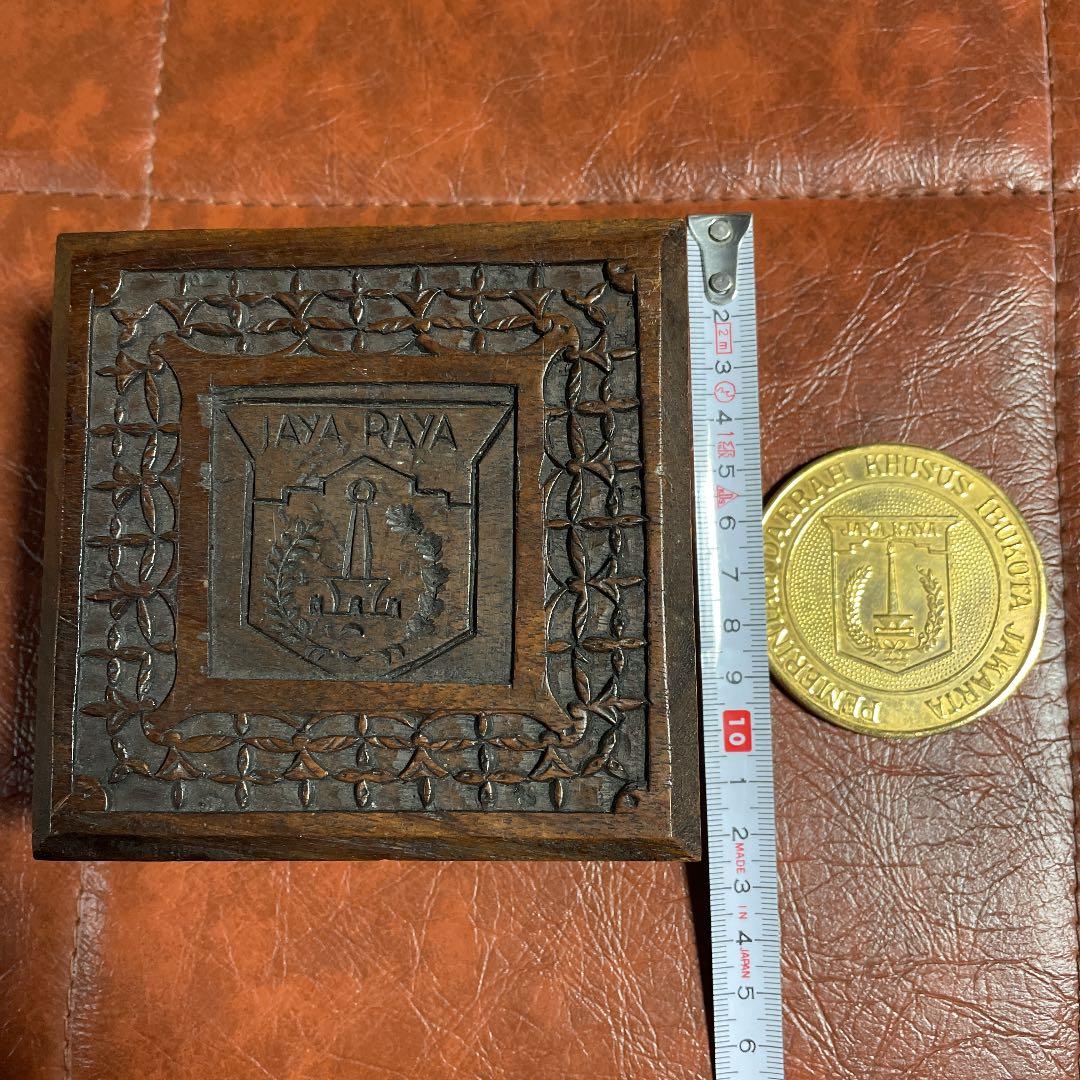 【詳細不明 箱付き】希少 1975表記 メダル JAYA RAYA