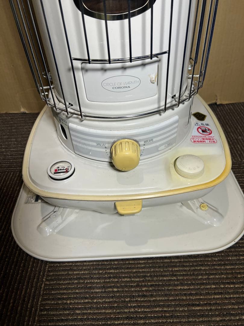 CORONA石油ストーブ 円筒形