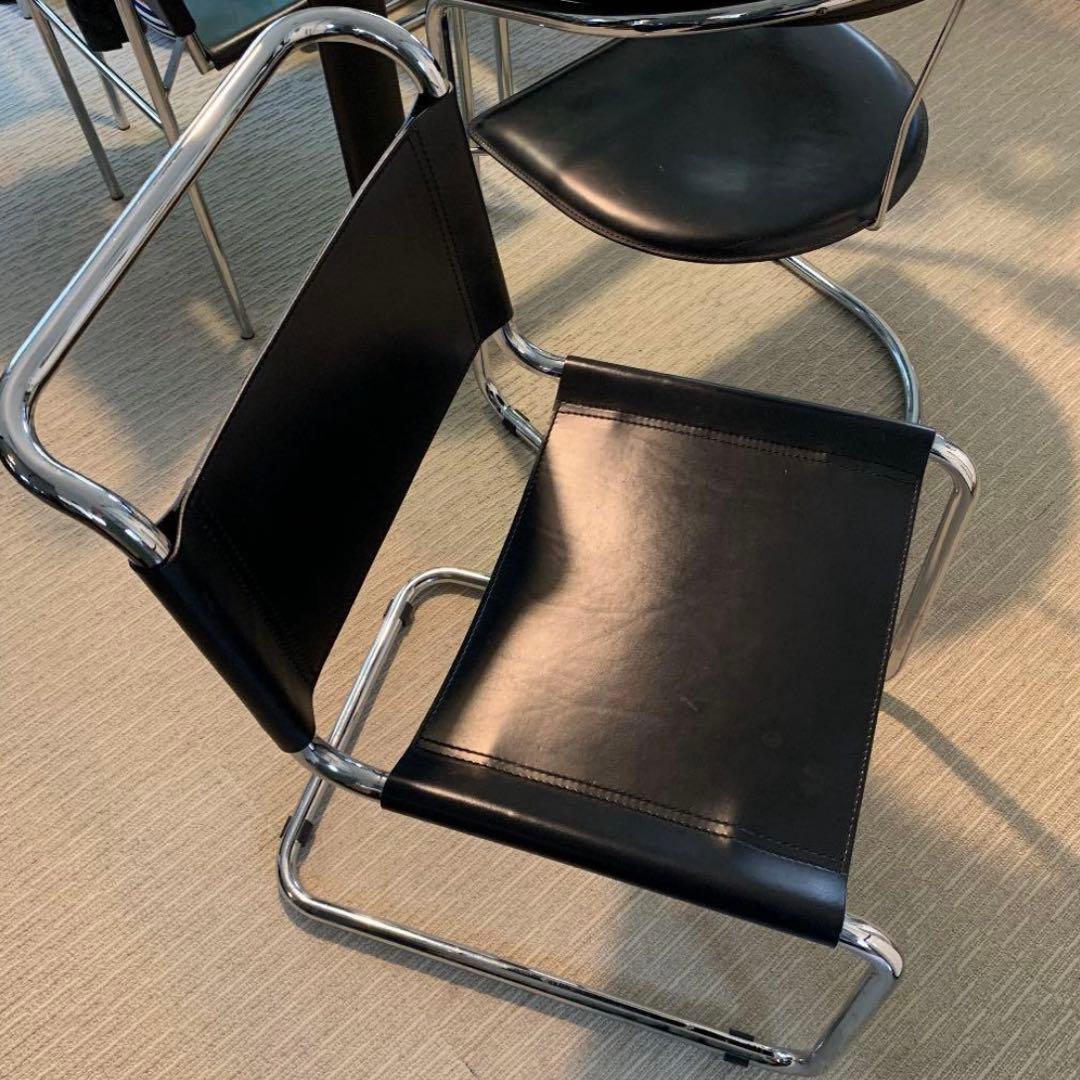 キャンティレバーチェア