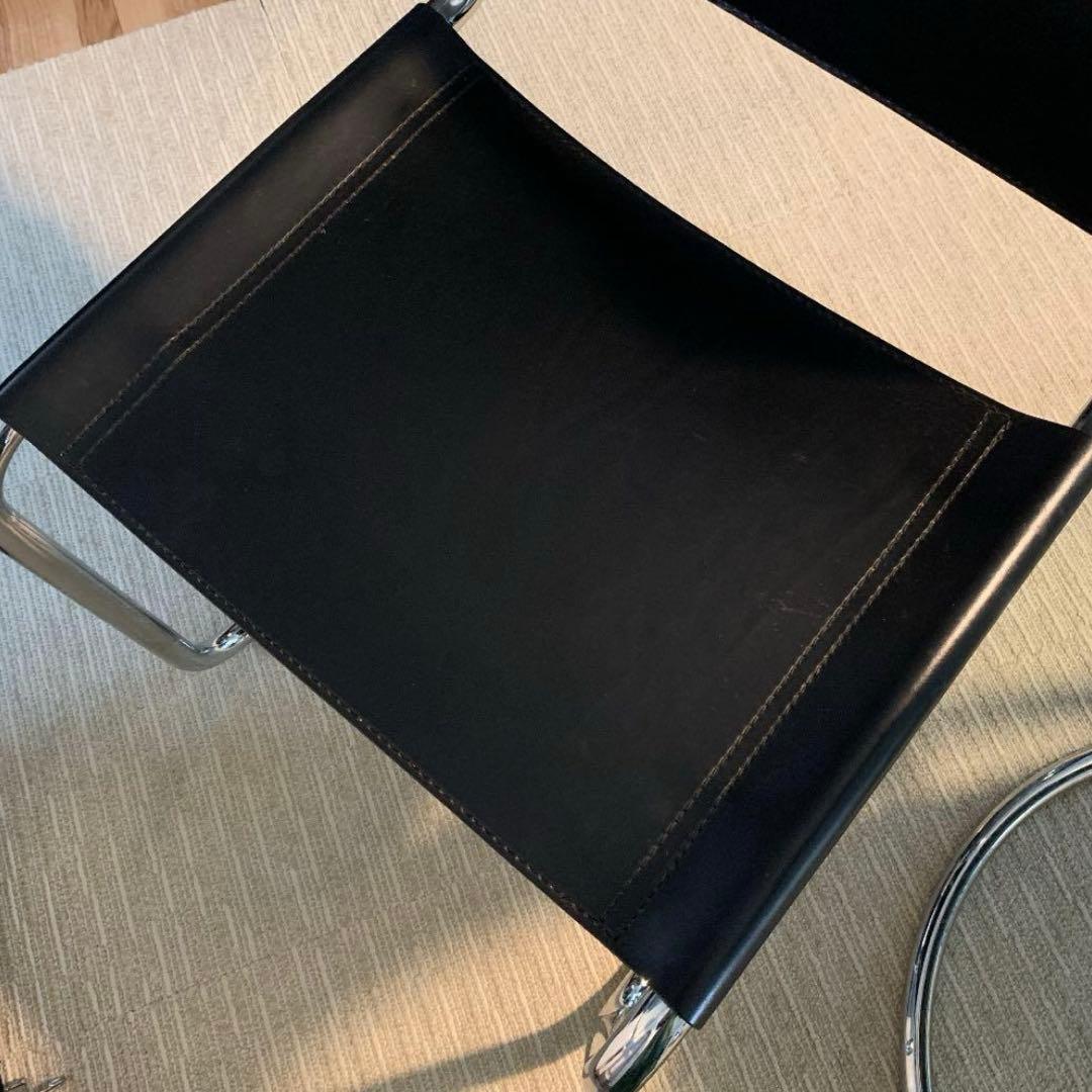 キャンティレバーチェア