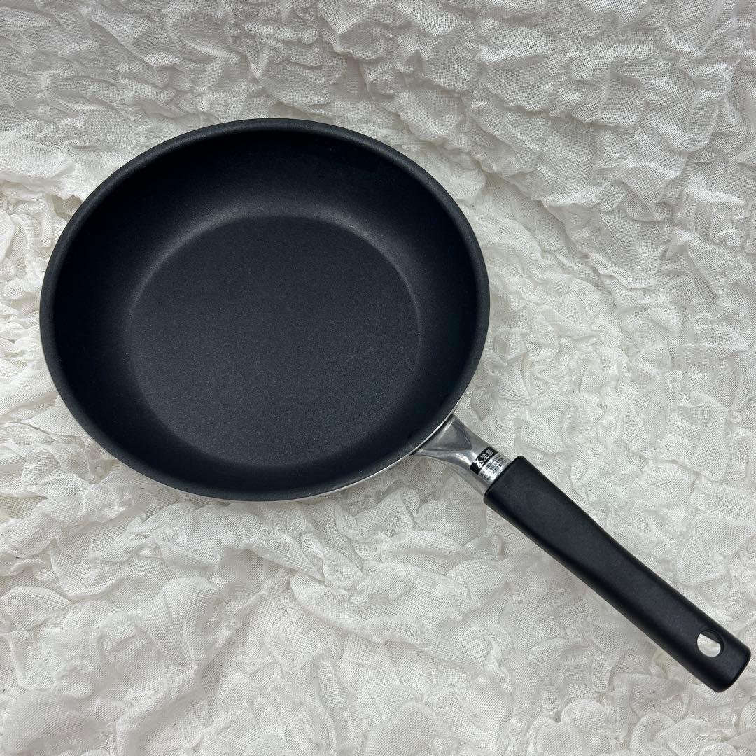 アムウェイ ノンスティック フライパン　26㎝ 蓋無し