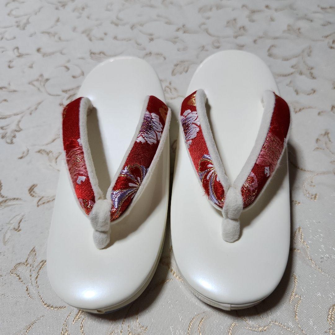 #697 ( 未使用品) 七五三  お正月  草履と巾着  18cm