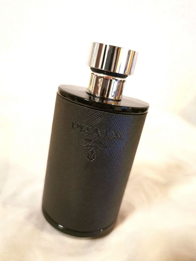 美品！プラダ オム インテンス オーデパルファム 香水 100ml