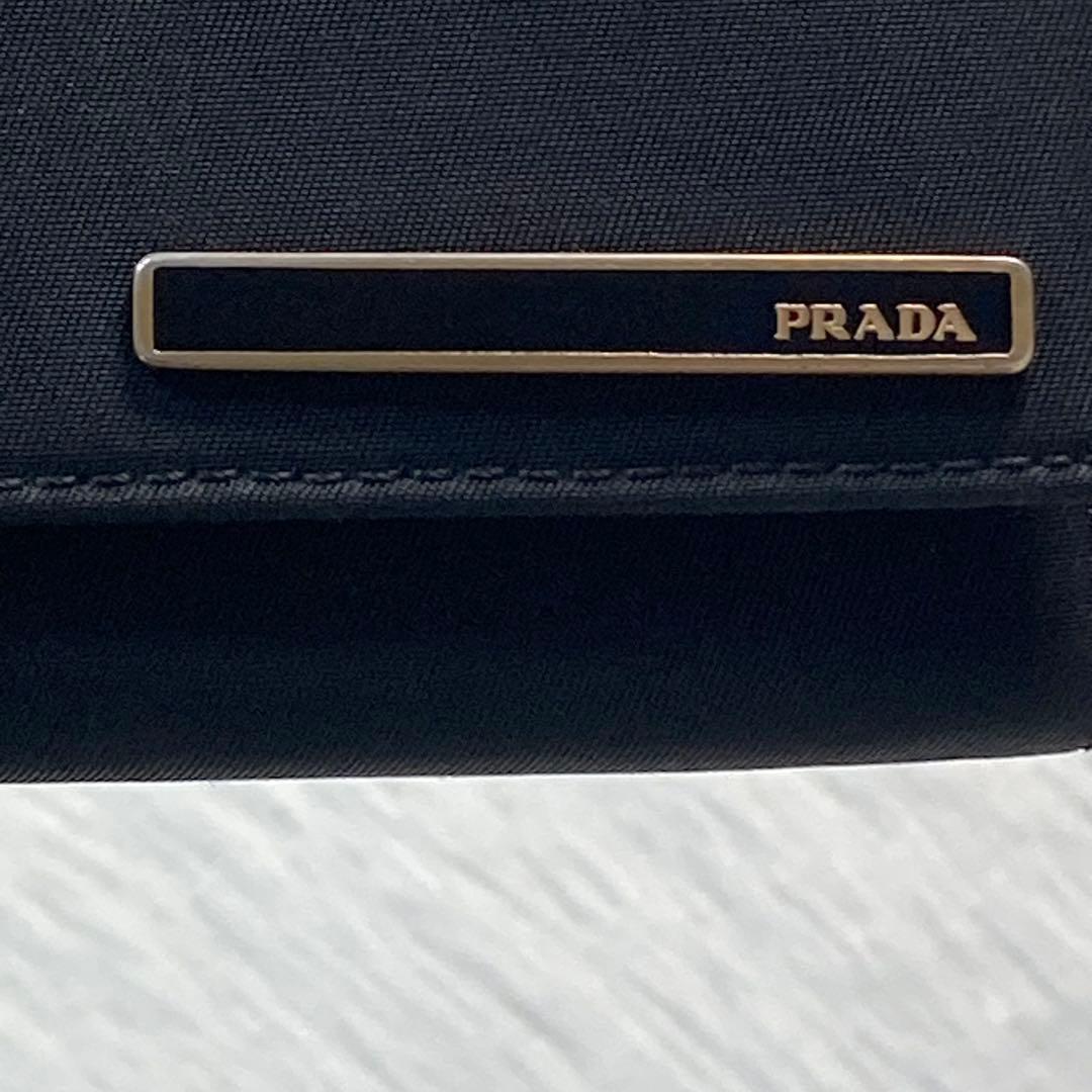 PRADA プラダ　三つ折り　財布　付属品　プレート　ロゴ　黒　ナイロン　人気