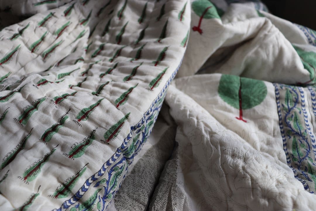 インドキルト布団　ハンドブロックプリント