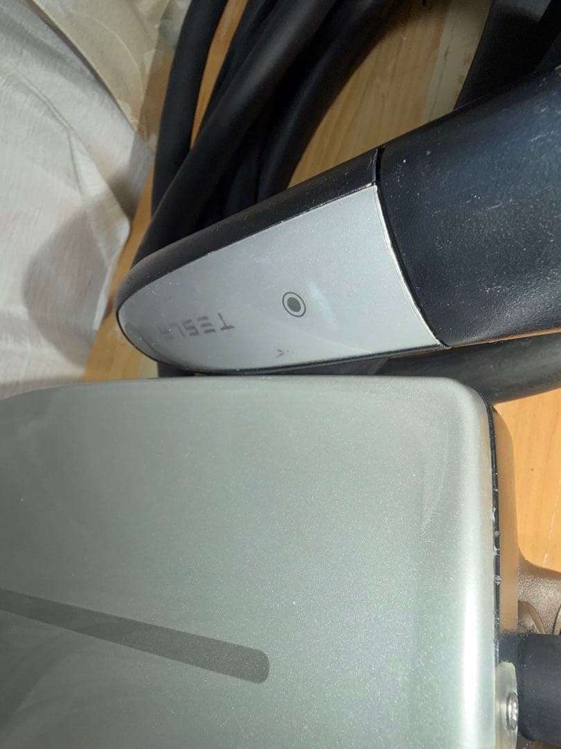 Tesla Wall Connector 充電ケーブルテスラ ウォールコネクター