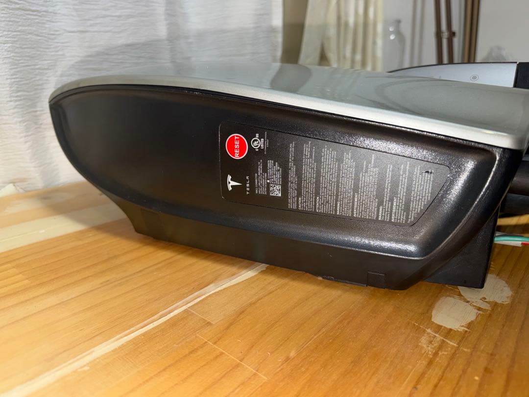 Tesla Wall Connector 充電ケーブルテスラ ウォールコネクター