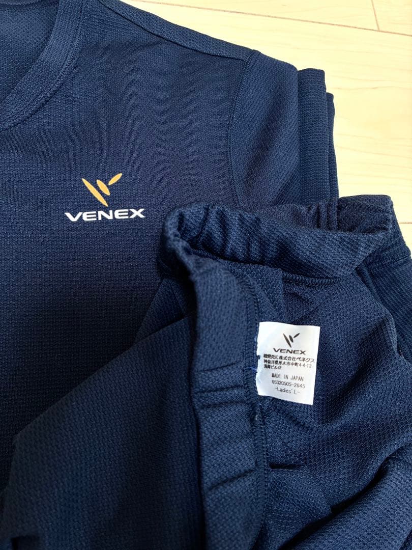 VENEX レディース L 半袖シャツ、八分丈パンツセット