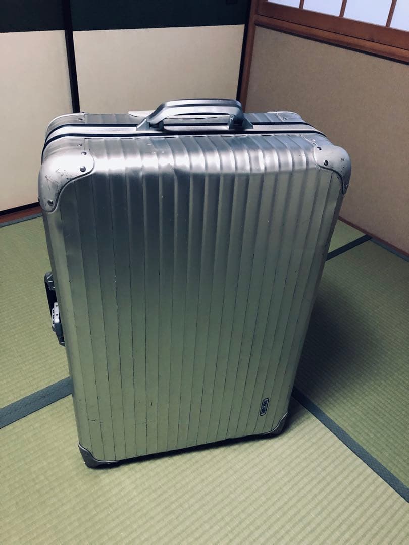 【値下げ】RIMOWAリモワシルバー スーツケース2輪キャリーケースビンテージ