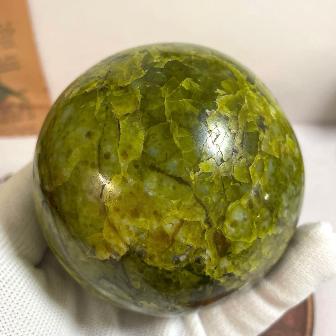 天然石　希少　天然グリーンオパール　大玉スフィア　78ミリ【台座付き】