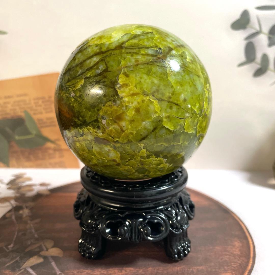 天然石　希少　天然グリーンオパール　大玉スフィア　78ミリ【台座付き】