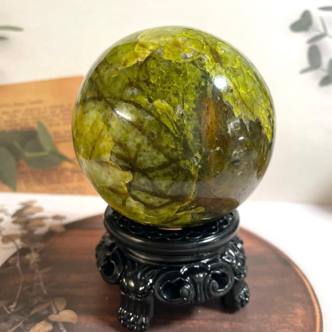 天然石　希少　天然グリーンオパール　大玉スフィア　78ミリ【台座付き】