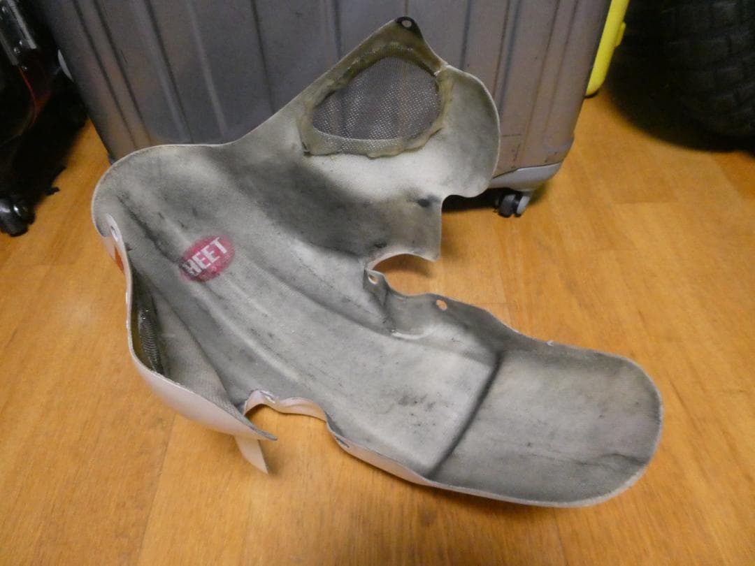 【中古】　BEET エアロシャークフェンダー CBR250RR/NSR250R