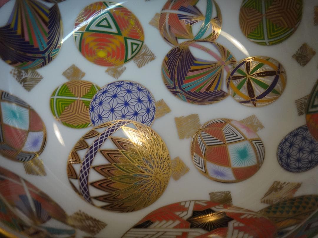 ★前畑陶★庫山窯 色絵手まり　 羽子板銘々皿　５枚セット と手毬模様の中鉢★