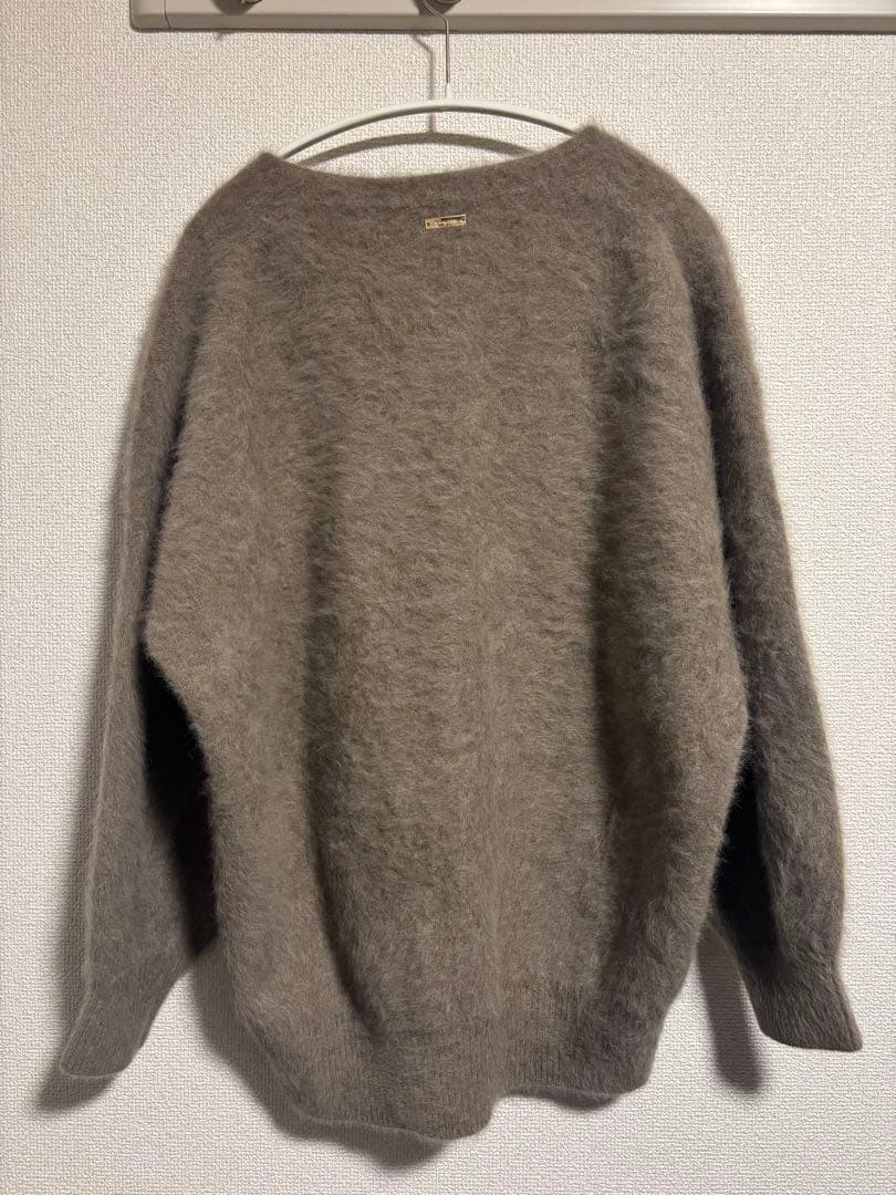 【月末までタイムセール】ラウンジドレス ファーカシミヤVネックニット