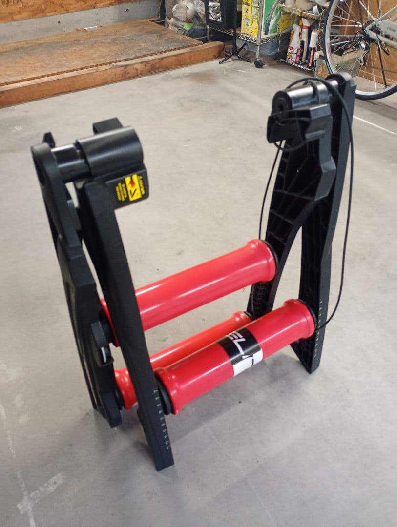 ELITE arion mag 負荷調整機構付き3本ローラー台