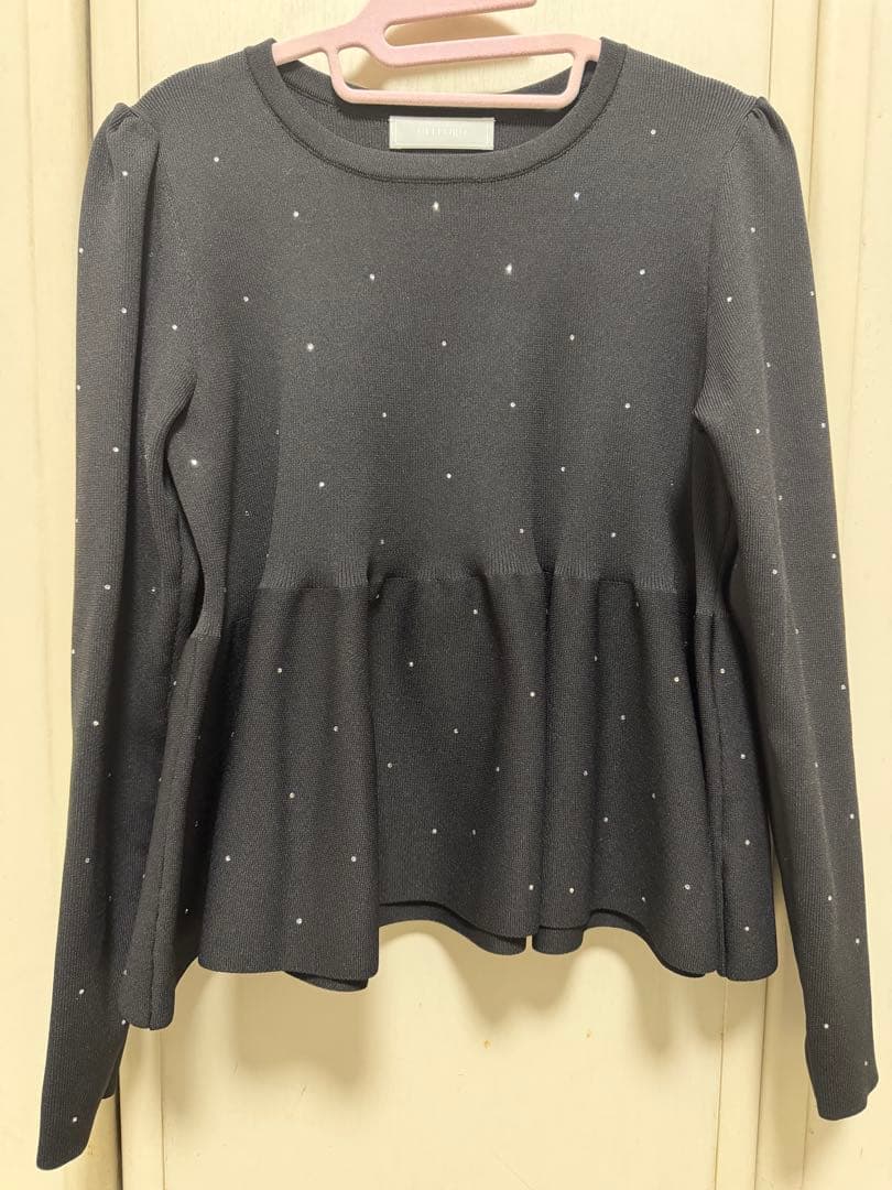 CELFORD ホットフィットビジューペプラムニットプルオーバー