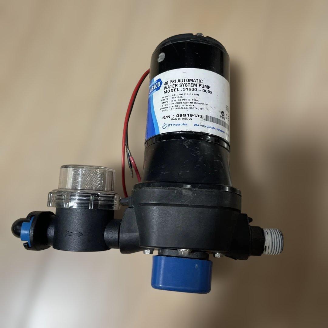 自動水システムポンプ 31600-0092 40 PSI 12V DC