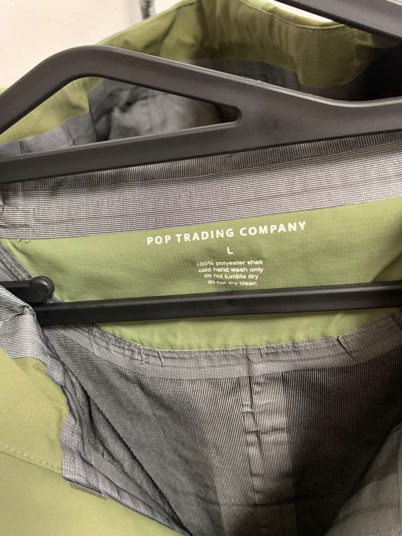 [美品]POP TRADING COMPANYマウンテンパーカー