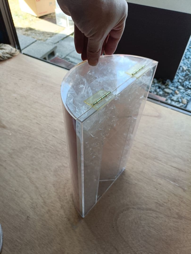 筒状のアクリルケース（12個）