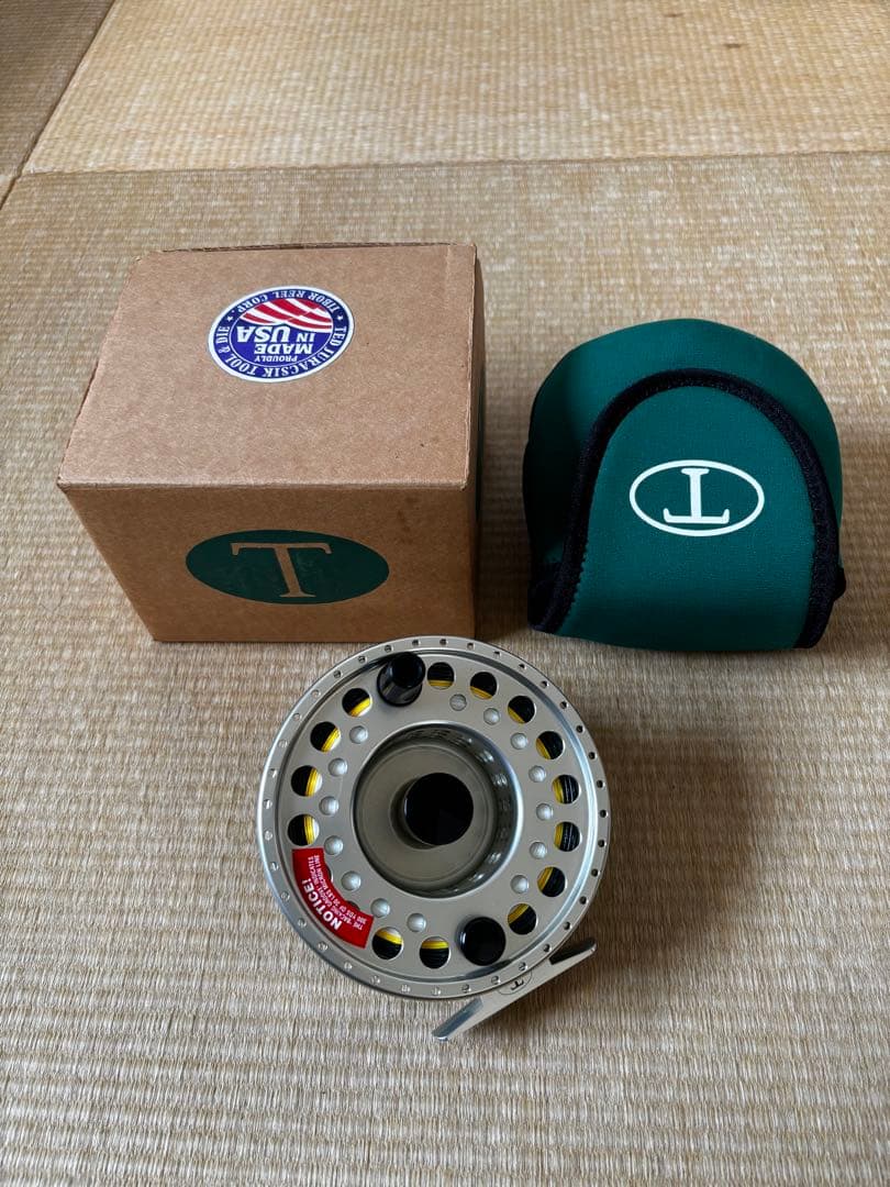 Tibor Reel フライリール ケース付き