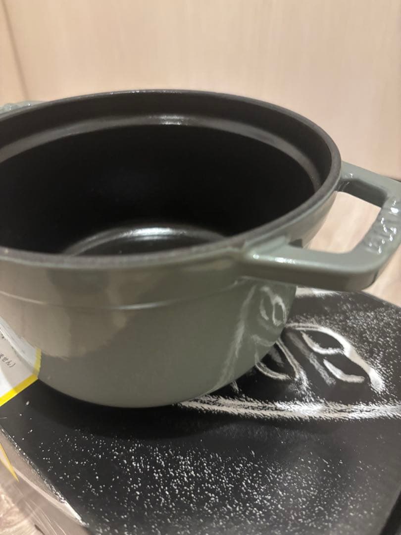 STAUB ラウンド ユーカリ