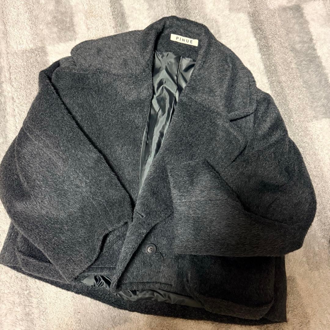 ピヌエ　pinue ビックポケットショートコート　グレー