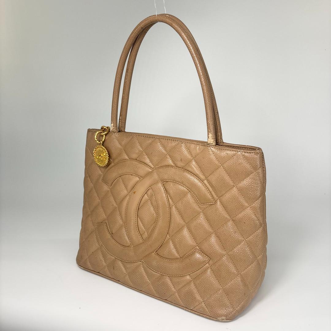 極美品 CHANEL キャビアスキン マトラッセ 復刻トート トートバッグ