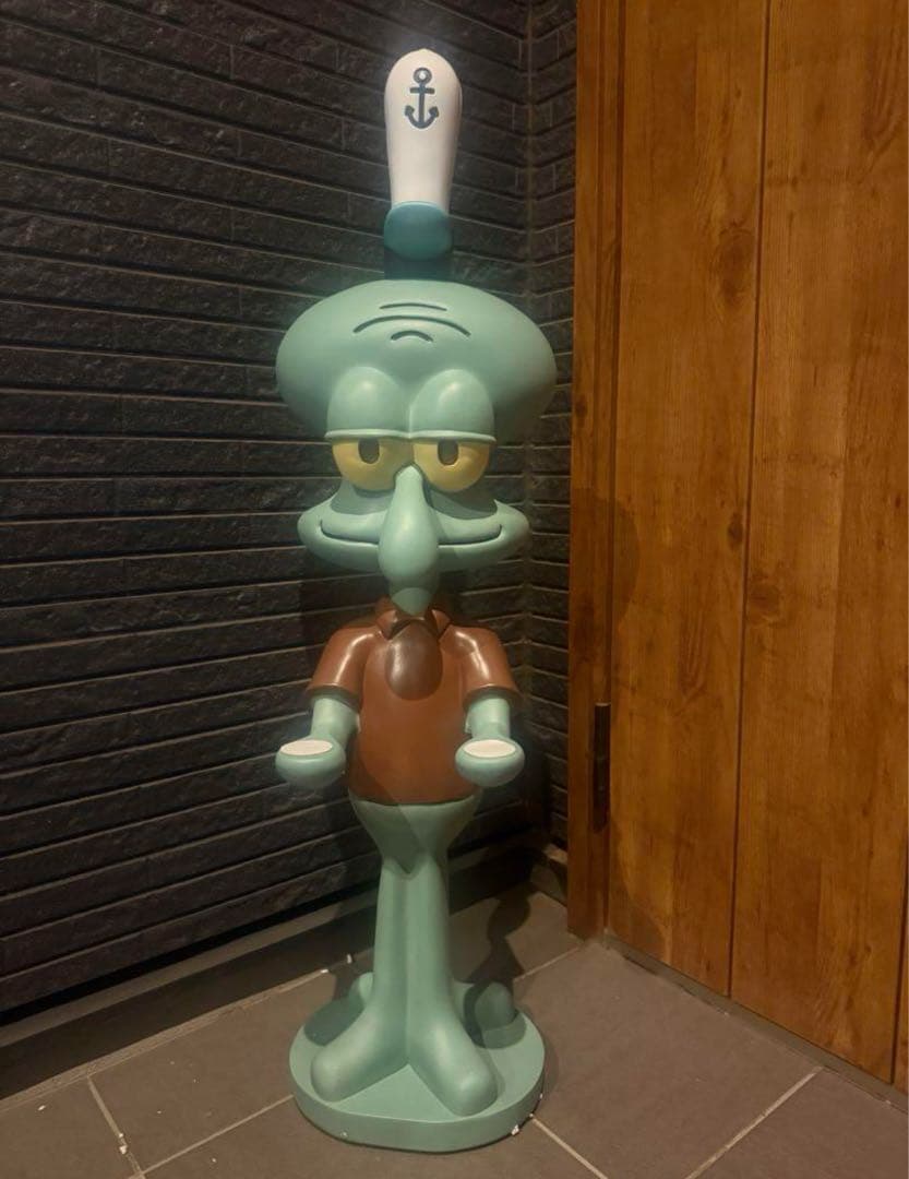 スポンジボブ　イカルゴ　置き物　オブジェ