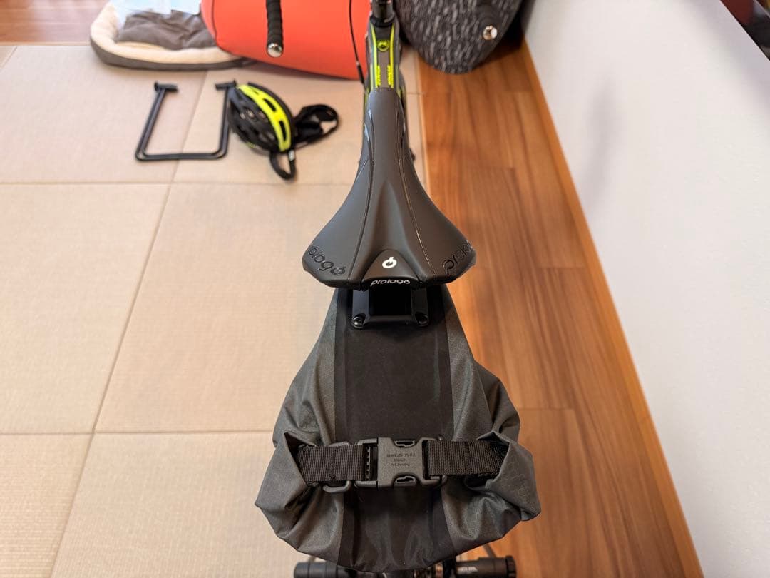 KUOTA KOUGAR 105ロードバイク カーボンフレーム